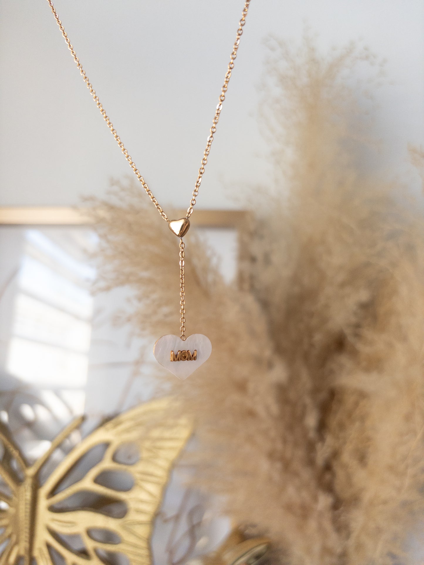 MOM NECKLACE