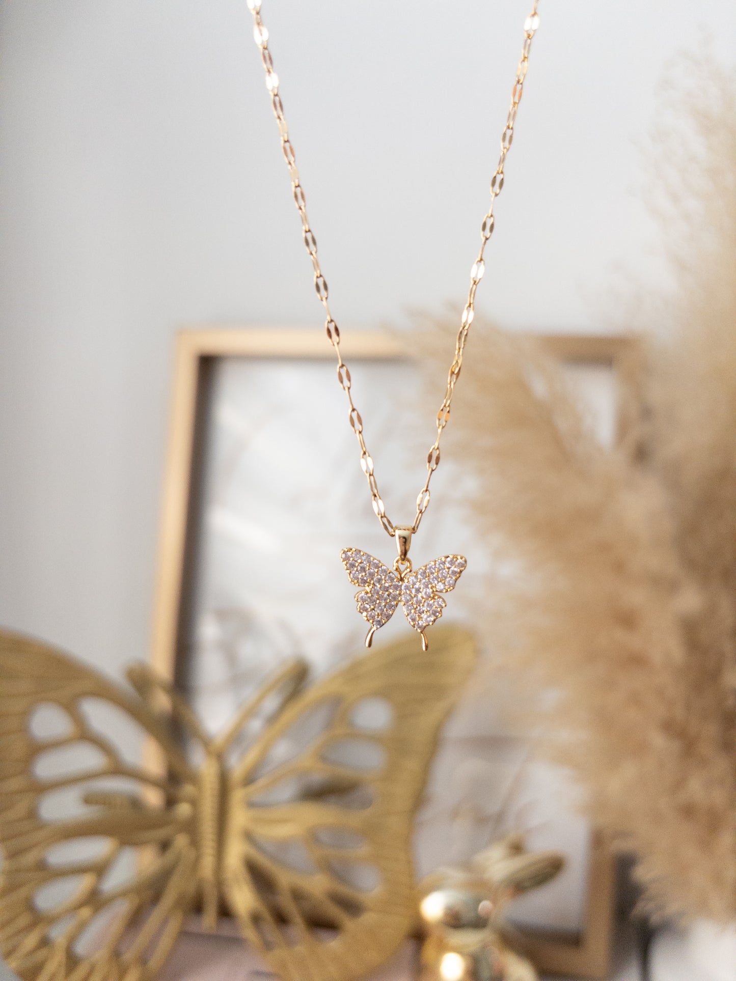 Zoé Necklaces