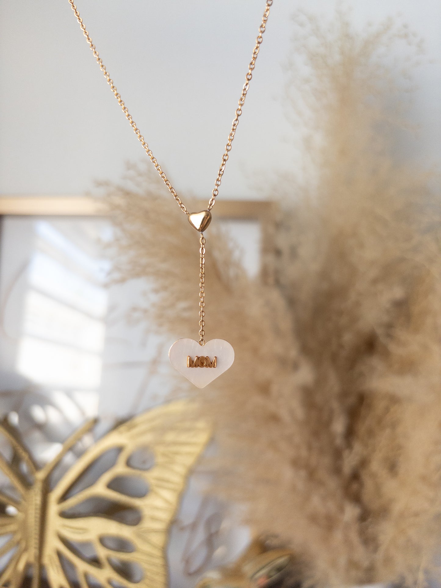 MOM NECKLACE