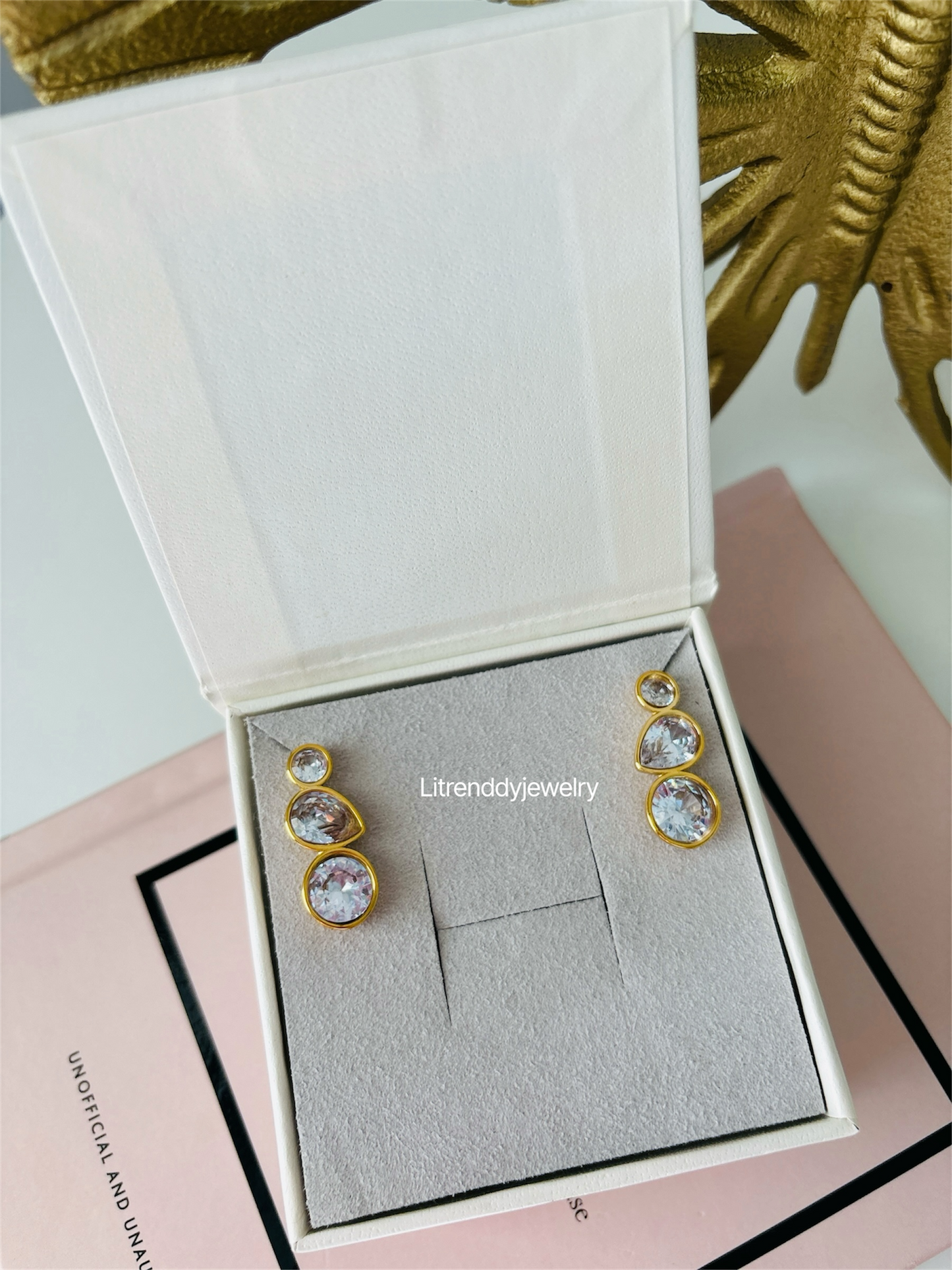Layla Earrings