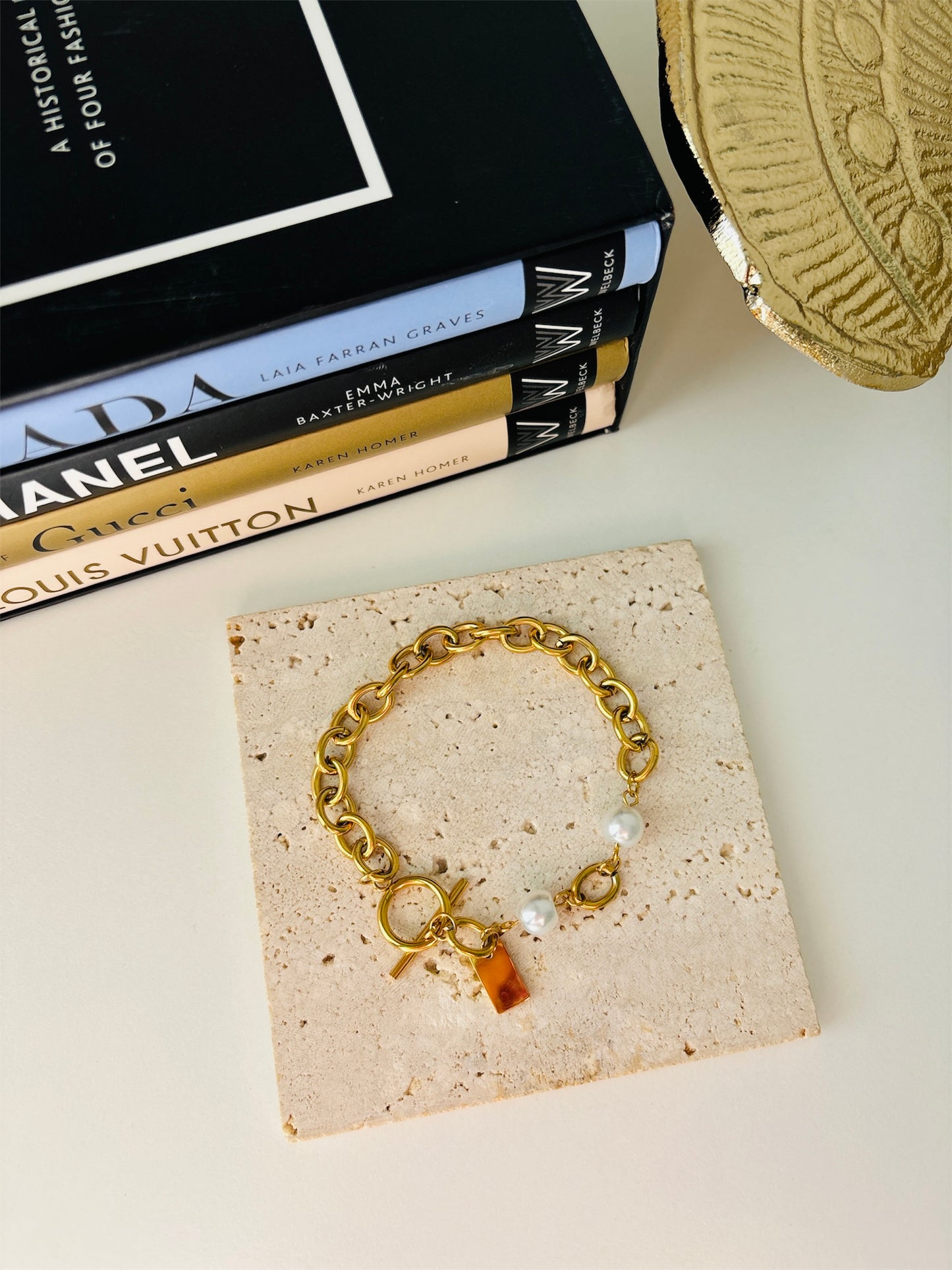 Pearly Bracelet