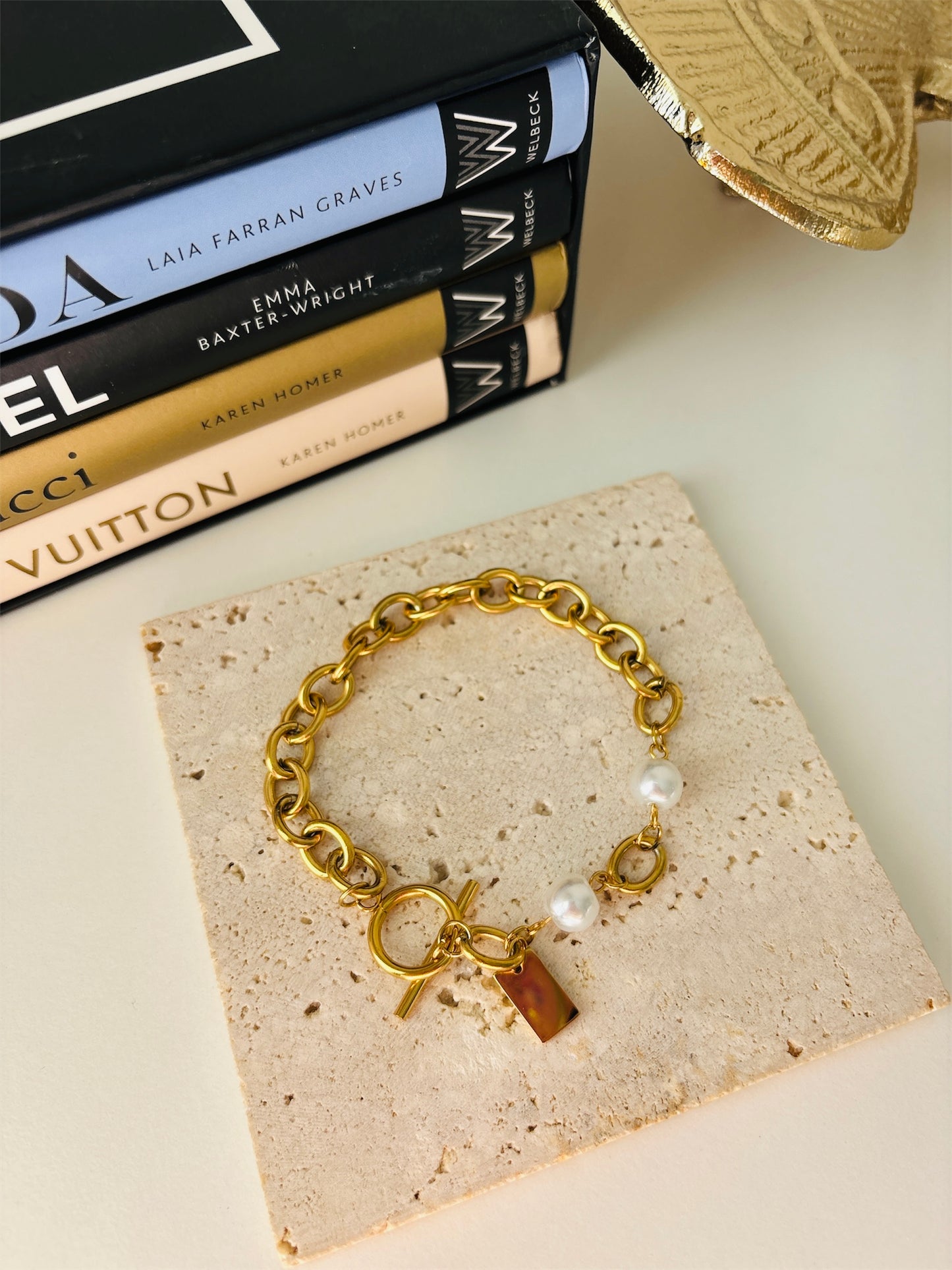 Pearly Bracelet