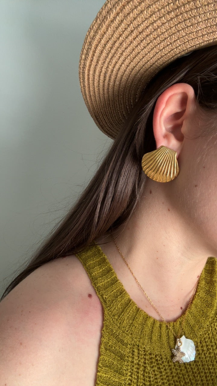 Concha Earrings