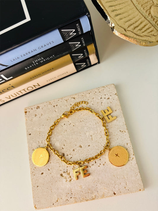 Fé Bracelet